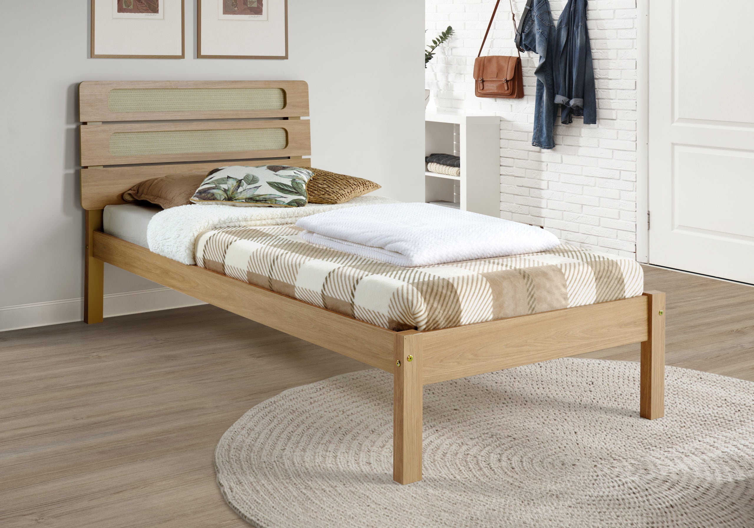 SANTANA 3' BED - LIGHT OAK/RATTAN EFFECT
